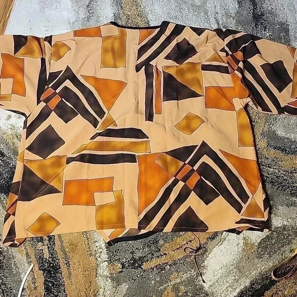 Earthtone Prints Wrap Blouse 2X - Picture 5 of 8